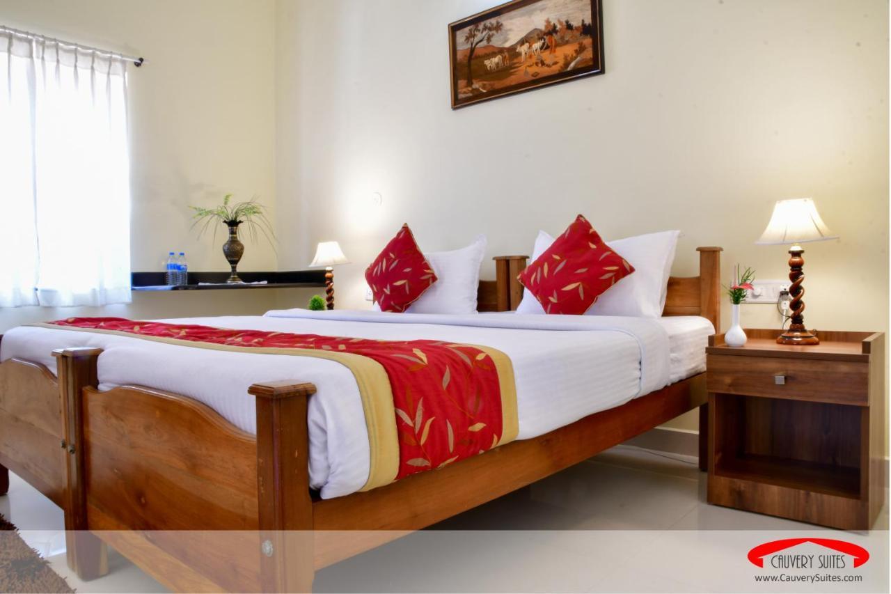 Cauvery Suites Madikeri Eksteriør bilde