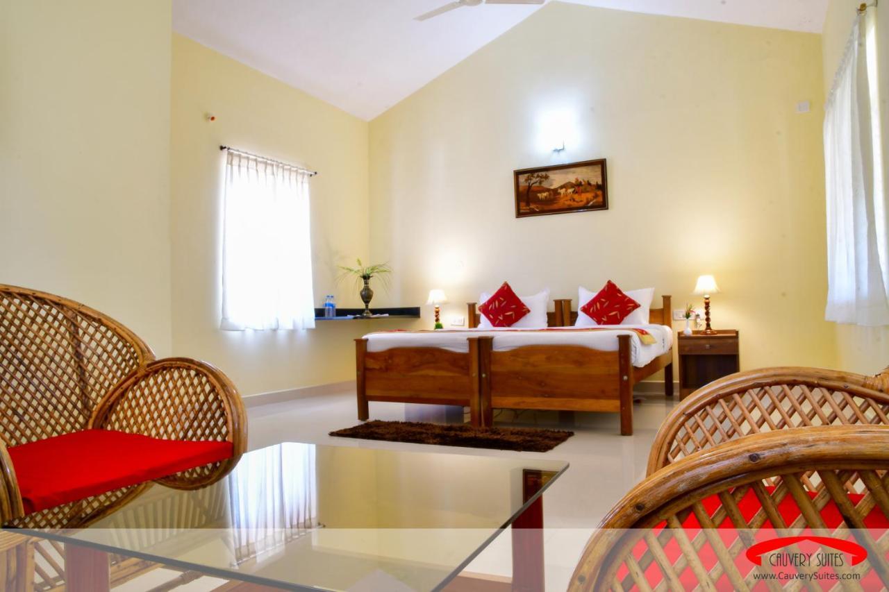 Cauvery Suites Madikeri Eksteriør bilde